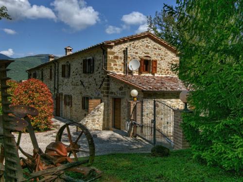 Lisciano Niccone House | Cottage in Umbria with pool