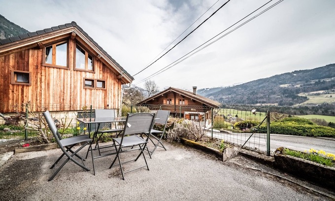 Taninges Cottage | Cottage 'La Ferme De La Plaigne' with Mountain View, Private Terrace and Wi-Fi