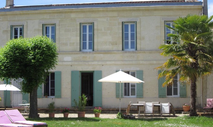 Moulis-en-Medoc House | Cottage of 1853 ideal for family and/or wine enthusiasts