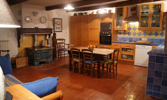 Entrepierres Cottage | Cottage rental in Entrepierre, in the Haute-Provence Alps, old farm for 10