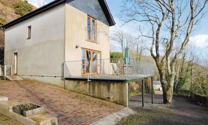 Pendine House | Cottage , seaside views, quiet beach, awesome view