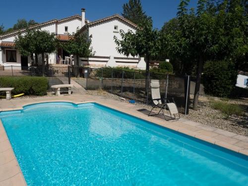 Uzer House | Cottage with River Views, Uzer