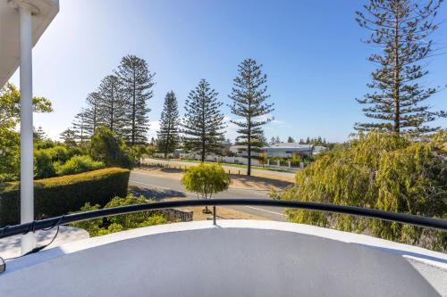 Cottesloe Apartment | Cottesloe Beach Deluxe Apartment
