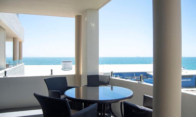Cottesloe Apartment | Cottesloe Beach View Apartments #7