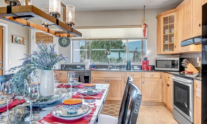 Cottonwood House | Cottonwood Siesta Ridge View + Close to Charming Downtown, Jerome & Sedona!