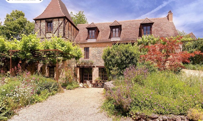Les Eyzies Villa | Country House in Dordogne near Lascaux Cave