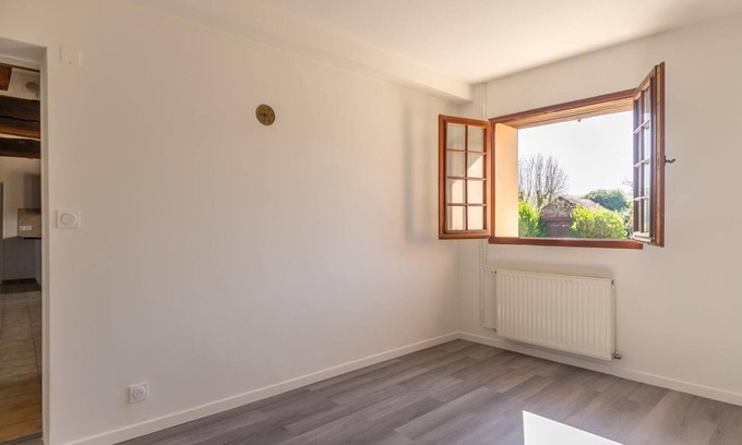 Chauvigny-du-Perche House | Country house - large garden/terrace. Pets allowed