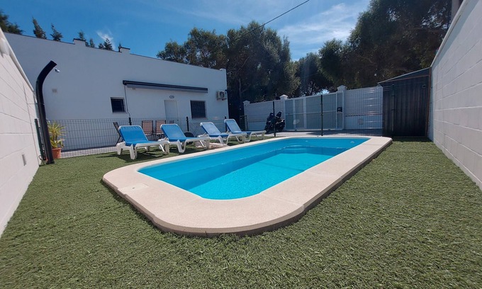 Zahora House | Country House 'Alex 2' with Private Pool, Wi-Fi and Air Conditioning