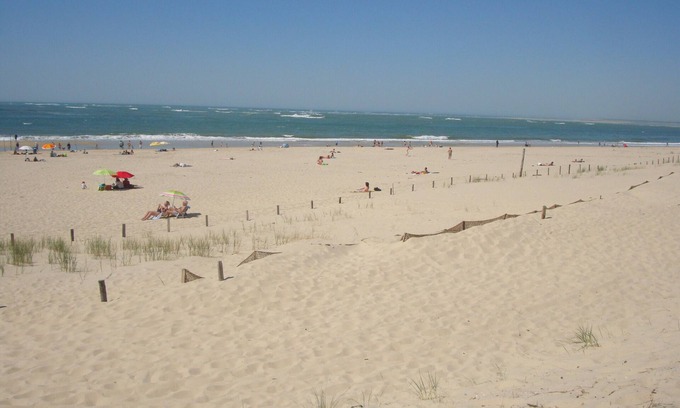 Flaujagues Villa | Country House 'Clos Castaing' with Private Pool, Private Terrace and Wi-Fi