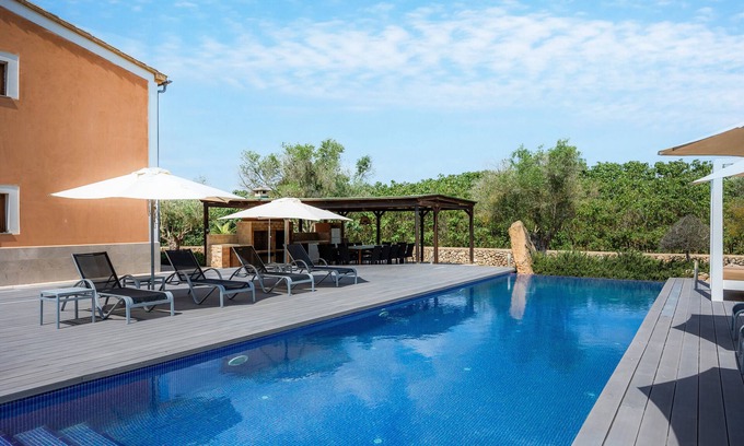 Manacor Villa | Country House 'Conies Romaní' with Private Pool, Wi-Fi and Air Conditioning