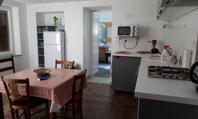 Landrichamps House | Country house in country stone