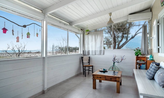 Lefkada Villa | Country House 'Kite Beach House' with Sea View, Wi-Fi and Air Conditioning