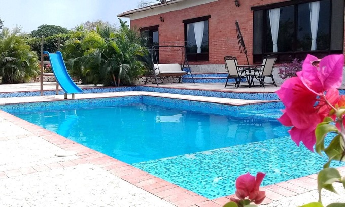Turbaco Villa | COUNTRY HOUSE WITH POOL NEAR CARTAGENA DE INDIAS, COLOMBIA.