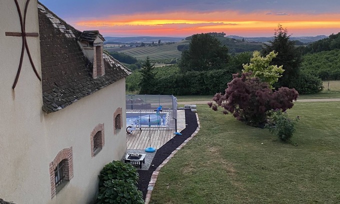 Coulx House | Country house with swimming pool