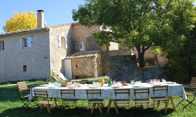 Banon House | Country property, peace, sun and freedom