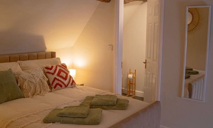 Bridgnorth Apartment | Countryside Loft in the heart of Bridgnorth