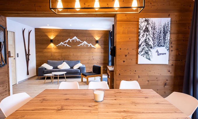 Courchevel Apartment | Courchevel village: cosy T4 apartment - ski in/ski out access