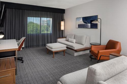 Ballantyne Hotel | Courtyard by Marriott Charlotte Ballantyne