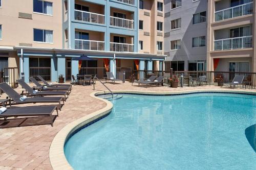 Myrtle Beach Hotel | Courtyard by Marriott Myrtle Beach Broadway