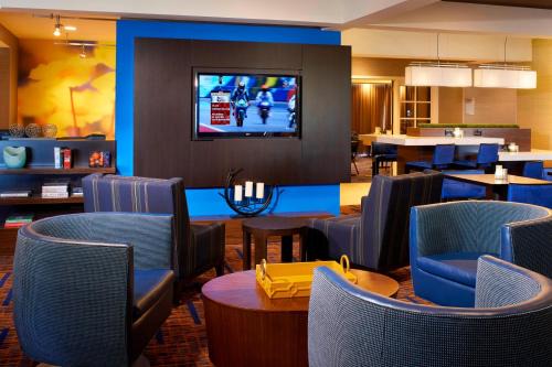 Utica Hotel | Courtyard Detroit Utica