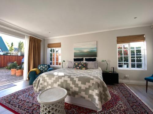 Greyton Apartment | Courtyard on Weder