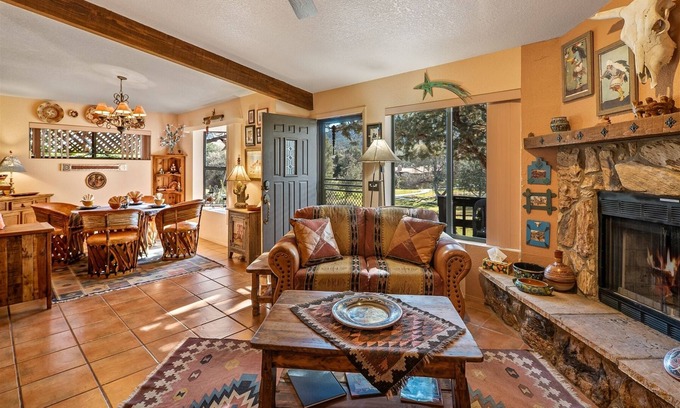Oak Creek House | Cowboy Haven Condo Canyon Mesa Golf Resort - Copper Springs - S092