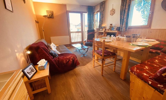 Vallandry Apartment | Cozy apartment for 6, near slopes, includes parking