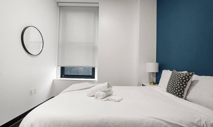 Cultural District Condo | Coze 1BD, Budget Friendly, Walk to DLCC & PNC Park