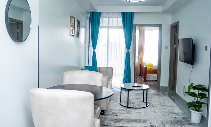 Nairobi Apartment | Cozy 1 bedroom airbnb apartment at Valley heights Apartments, Lavington, Nairobi