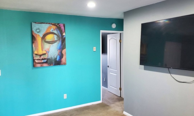 Spring Valley Apartment | Cozy 1-bedroom apartment with AC and WiFi in nice Spring Valley.