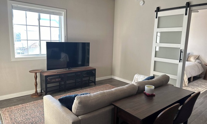 Traverse City Apartment | Cozy 1-bedroom apartment in enchanting Traverse City with WiFi, AC