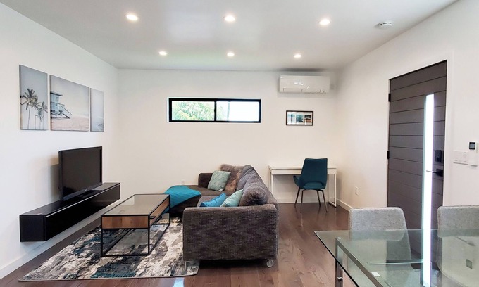 Mar Vista Apartment | Cozy 1-bedroom apartment in delightful MarVista, West Los Angeles