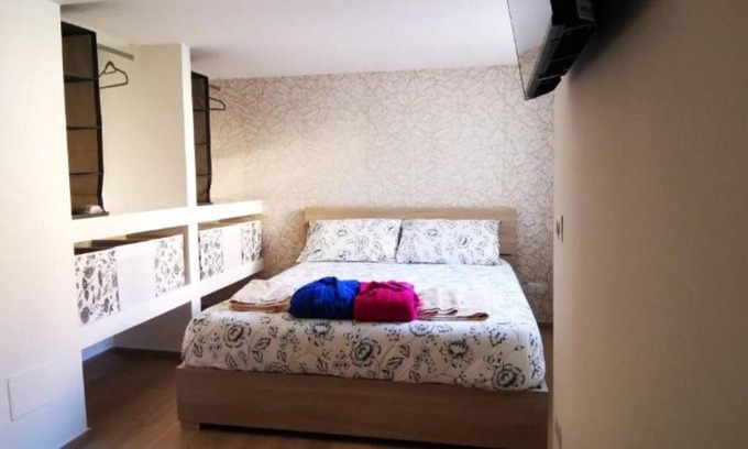 Triggiano Apartment | Cozy 1-bedroom apartment with WiFi, AC in enjoyable Triggiano