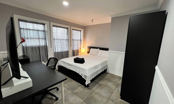 Hicksville Apartment | Cozy 1-bedroom apartment in Hicksville with WiFi, AC