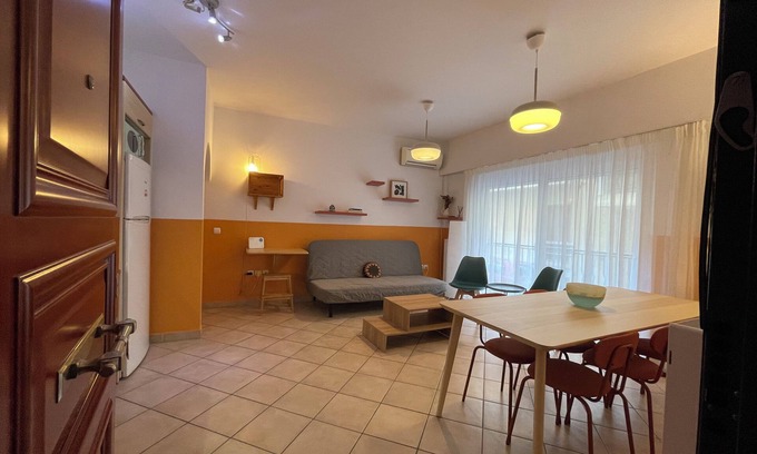 Ampelokipoi Apartment | Cozy 1-Bedroom Apartment with Garden Patio | 2 min to Metro | Central Athens