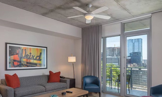 Civic District Condo | Cozy 1-bedroom condo with fitness room, WiFi in charming Austin
