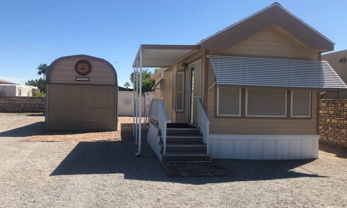Foothills House | Cozy 1-bedroom mobile home in Yuma Foothills. Additional screened Arizona Room