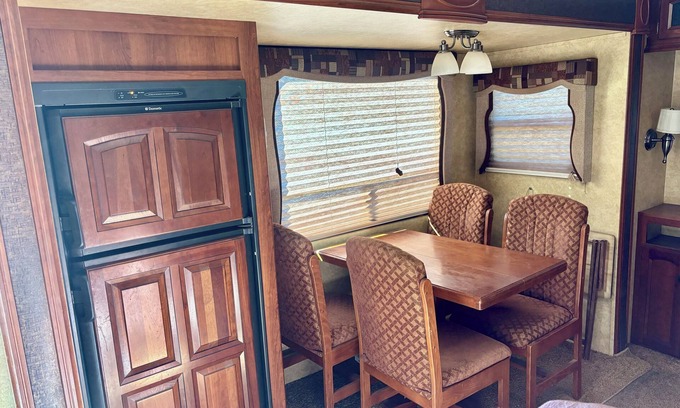 Tuscola House | Cozy 1 bedroom RV in tranquil in the Hills of Tuscola with AC relaxing