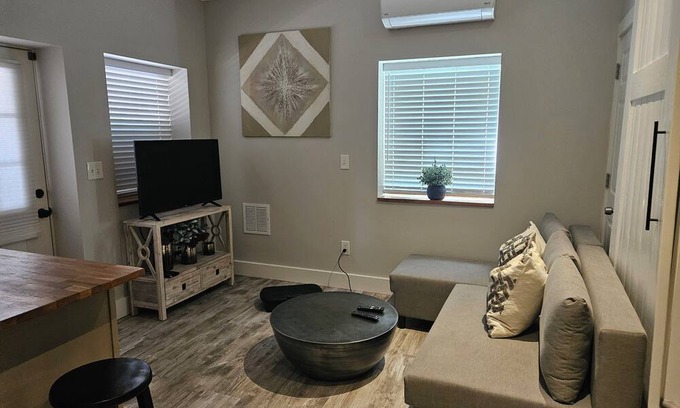 Fairfield Apartment | Cozy 1 br in-law apartment with a private entrance and patio in Fairfield