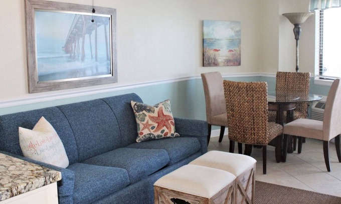 Myrtle Beach Cottage | Cozy 1 BR Oceanview Located in Bluewater