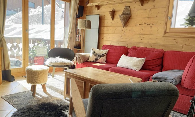 Les Carroz-d'Araches Apartment | Cozy 2-Bedroom Apartment: Near Pool & Ski Bus, Great Amenities