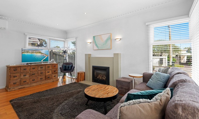 Rosebud House | Cozy 2 bed Peninsular Home Near Attractions