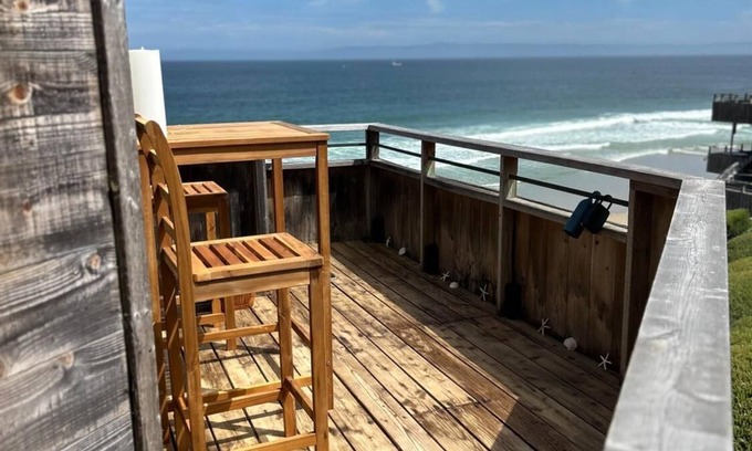 Monterey Condo | Cozy 2-bedroom 2 bath condo and loft in Oceanfront Monterey with fitness room.