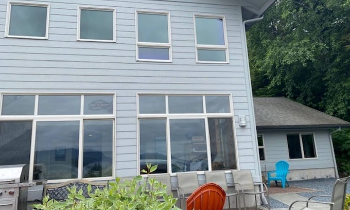 Sitka Condo | Cozy 2-bedroom condo in gorgeous Sitka with ocean view and WiFi