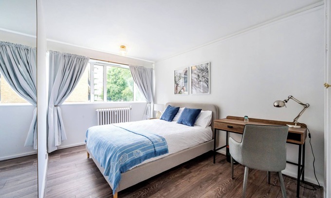 Warwick Apartment | Cozy 2 bedroom flat- Heart of Victoria