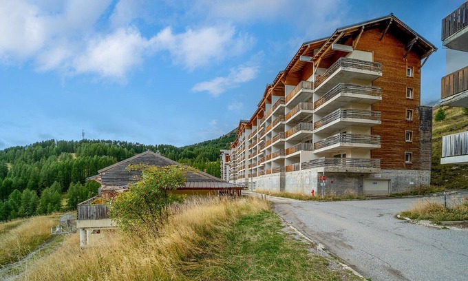 Allos Apartment | Cozy 2- bedroom Mountain Apartment in Allos.