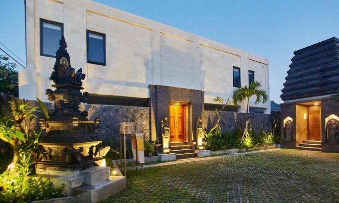 Ketewel Villa | Cozy 2 bedrooms villa with Jacuzi 100m from sandy beach