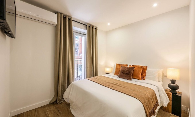 Sol Apartment | Cozy 2bedroom apartment Madrid centre (P1D)