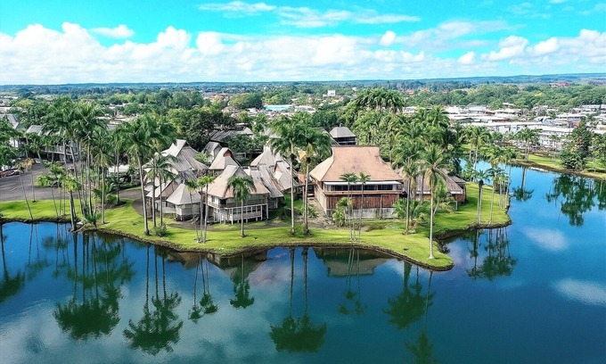 Hilo Apartment | Cozy 2br 1ba Apt in Waiakea Villas with work space