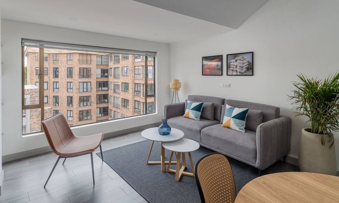 Chapinero House | Cozy 2BR @Financial Heart with Queens Beds